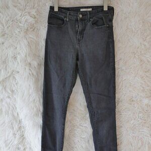 Levi's 721 High Rise Skinny, tapered ankle, size 28